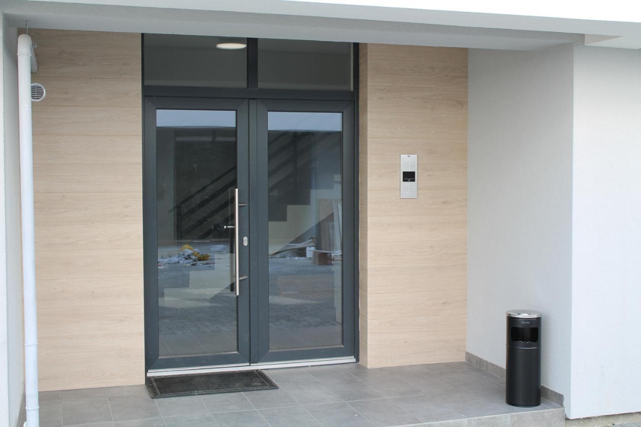 Visaj Homes Giroc Extérieur photo
