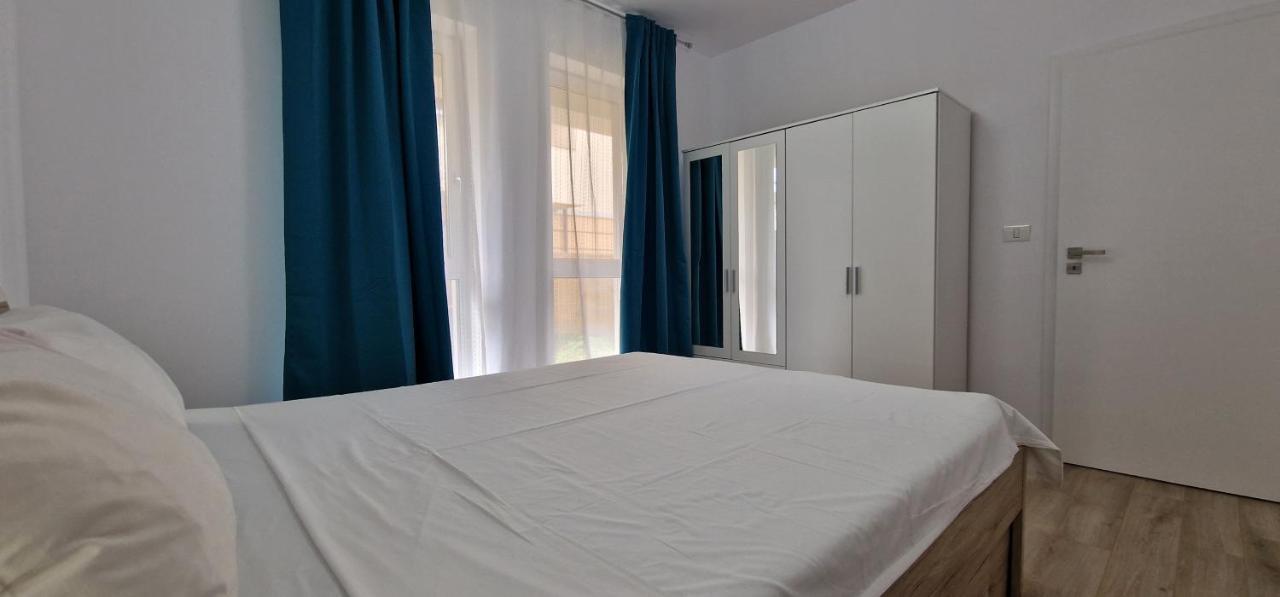 Visaj Homes Giroc Extérieur photo