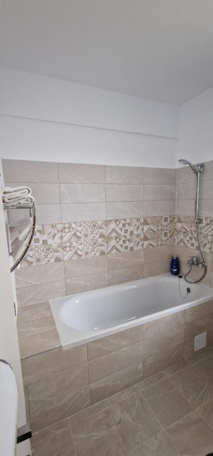 Visaj Homes Giroc Extérieur photo
